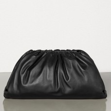 Bottega Veneta The Pouch Clutch In Black Calfskin Bottega Veneta The Pouch Clutch In Black Calfskin