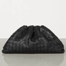 Bottega Veneta The Pouch Clutch In Black Intrecciato Leather Bottega Veneta The Pouch Clutch In Black Intrecciato Leather