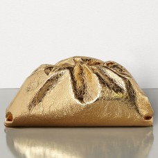 Bottega Veneta The Pouch Clutch In Gold Metallic Leather Bottega Veneta The Pouch Clutch In Gold Metallic Leather